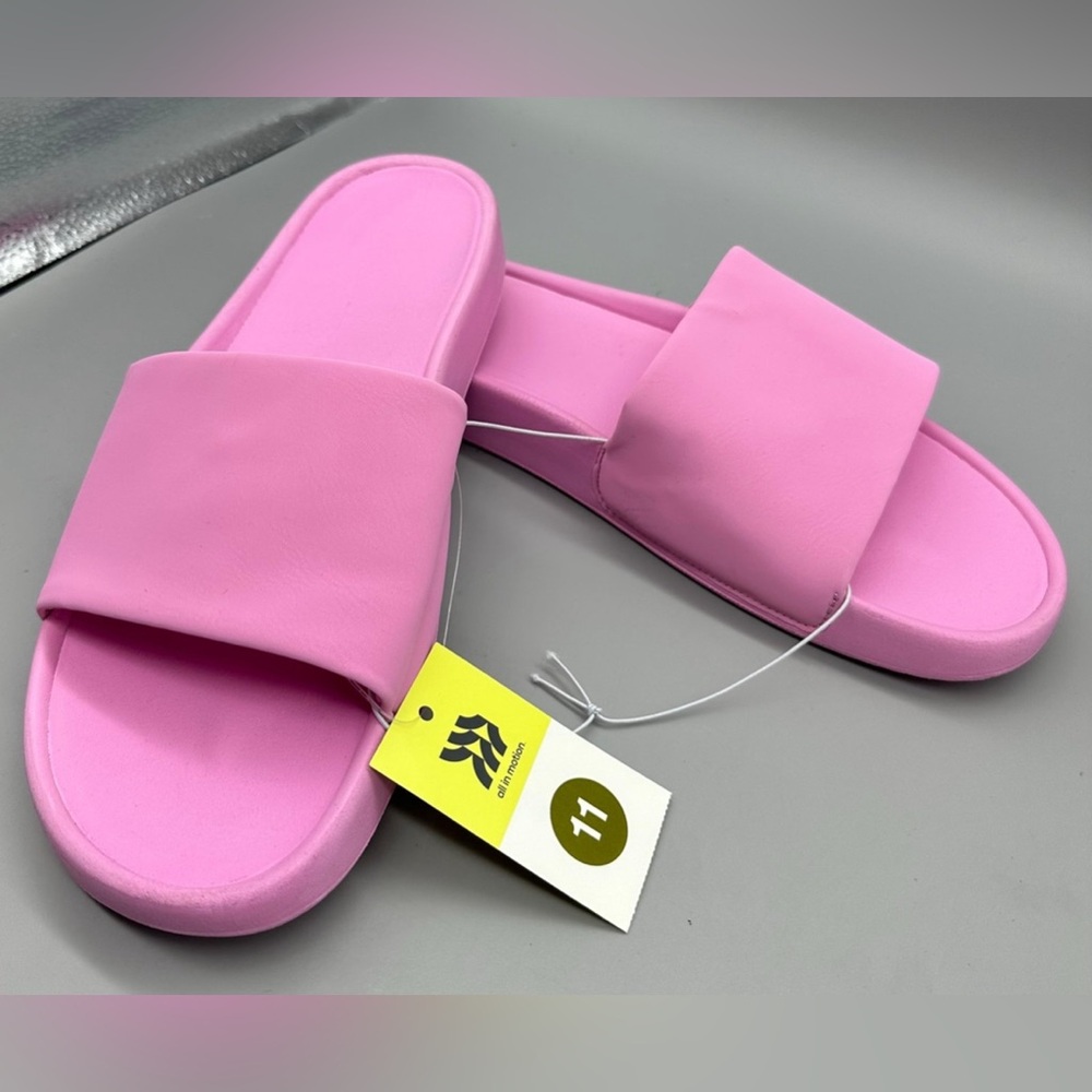 All In Motion Women's Pink/Makenna Slide Sandals Multi sz.